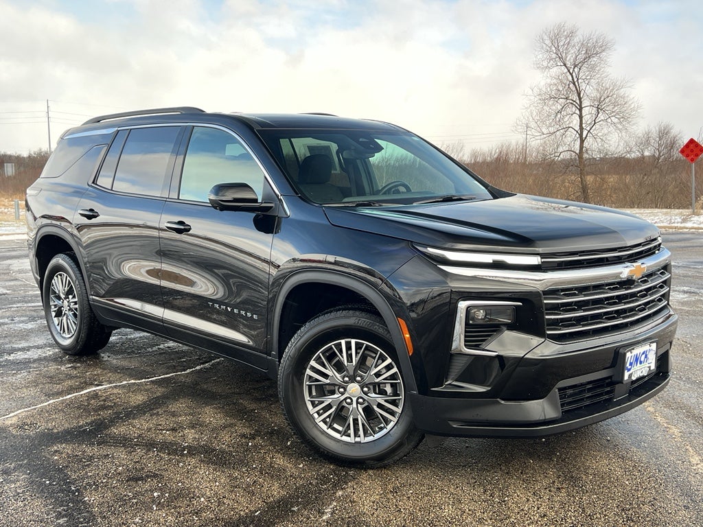 2024 Chevrolet Traverse LT