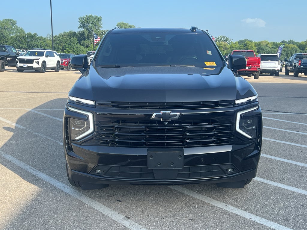 2025 Chevrolet Suburban RST