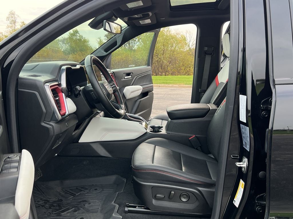 2023 GMC Canyon AT4X