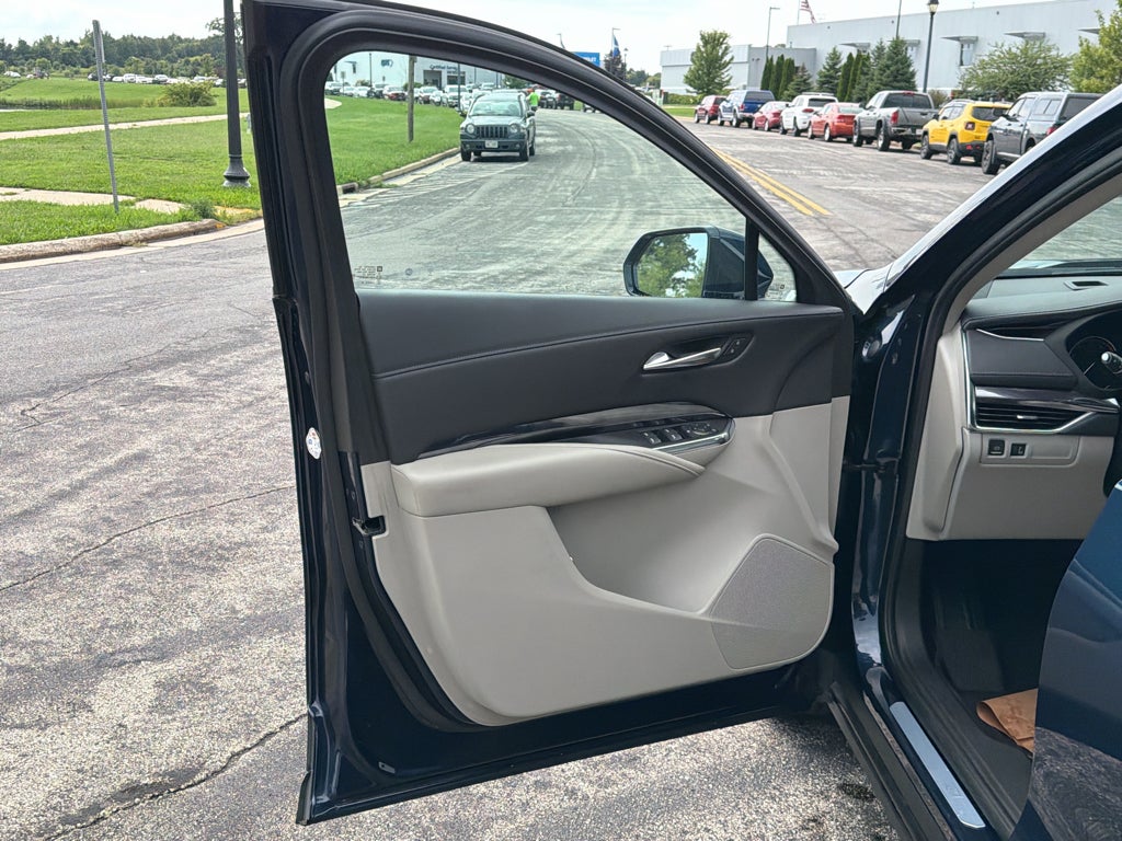 2021 Cadillac XT4 AWD Luxury