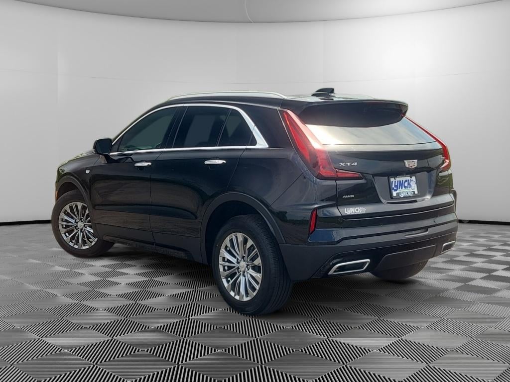 2024 Cadillac XT4 Premium Luxury