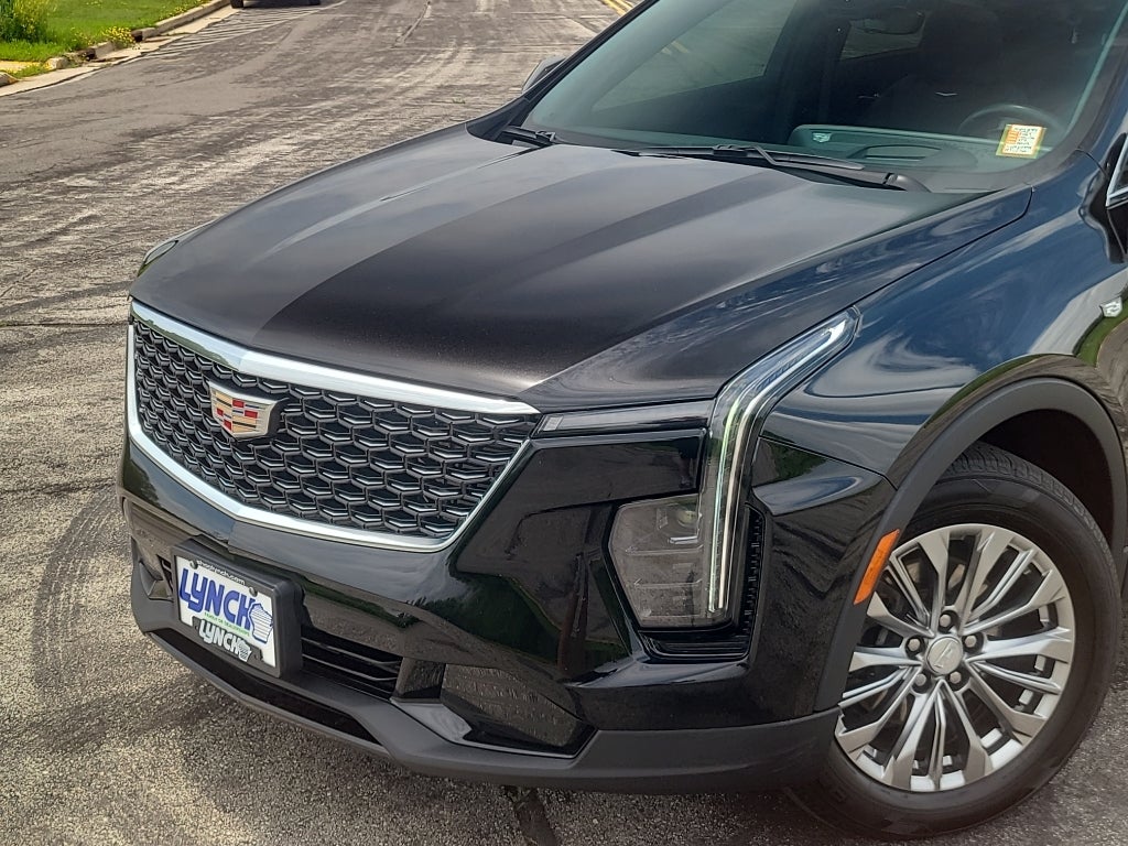 2024 Cadillac XT4 Premium Luxury