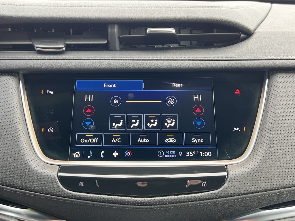 2024 Cadillac XT6 Luxury