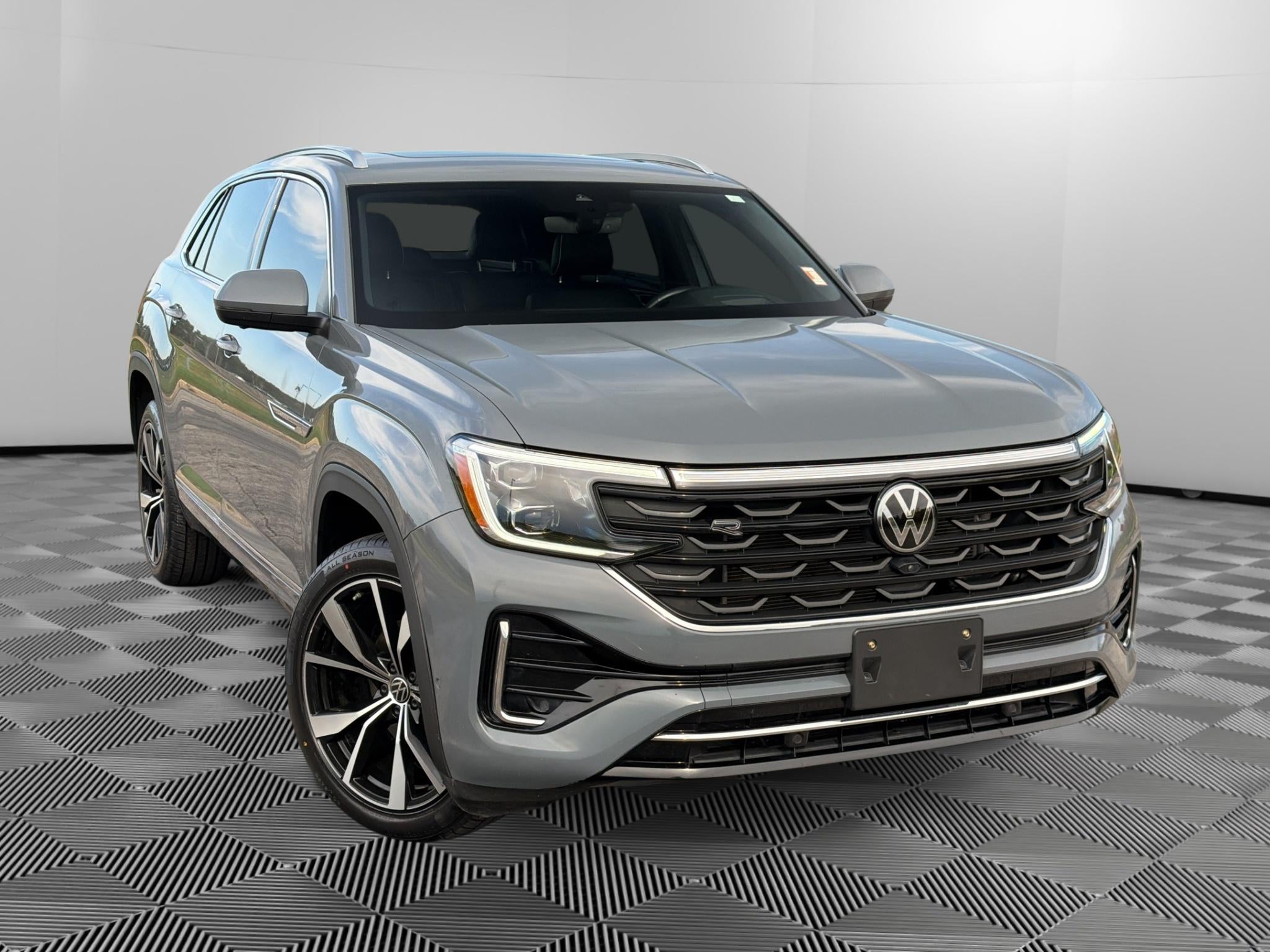 2024 Volkswagen Atlas Cross Sport 2.0T SEL Premium R-Line