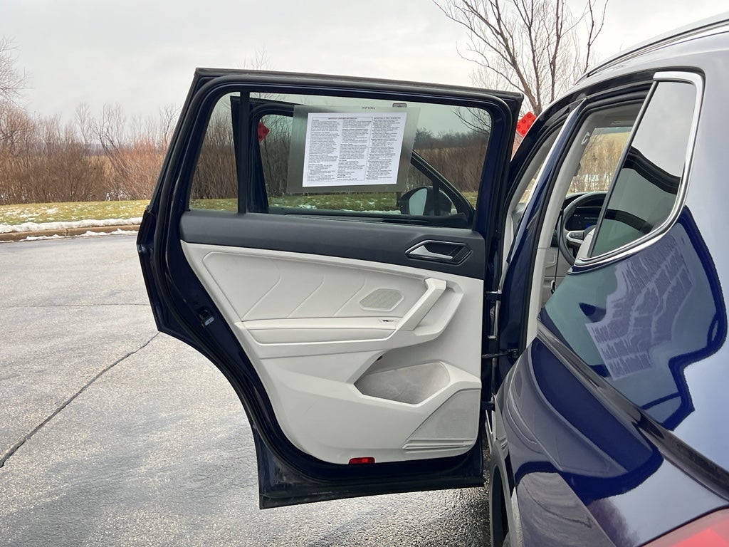 2022 Volkswagen Tiguan SE