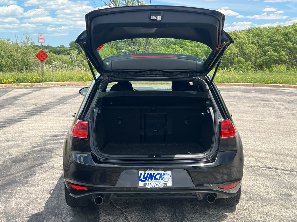2017 Volkswagen Golf GTI S