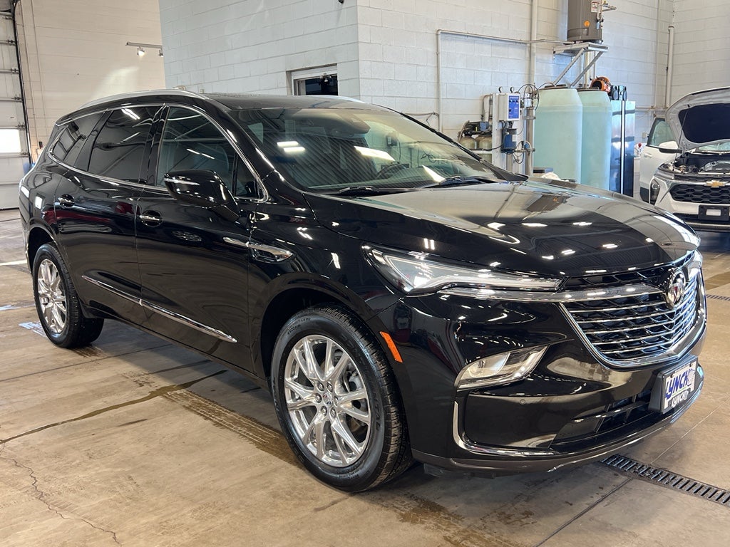2024 Buick Enclave Essence
