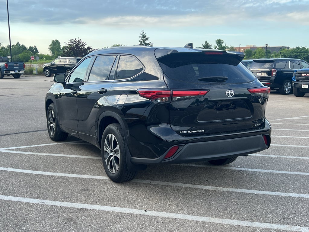 2022 Toyota Highlander XLE