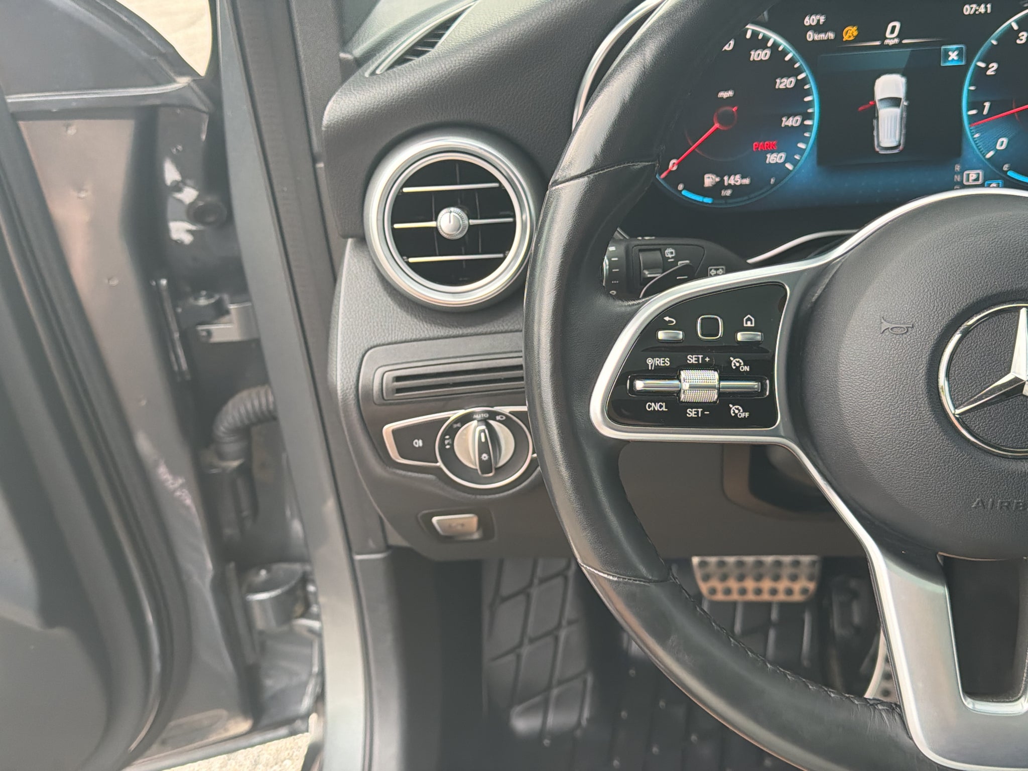 2021 Mercedes-Benz GLC GLC 300