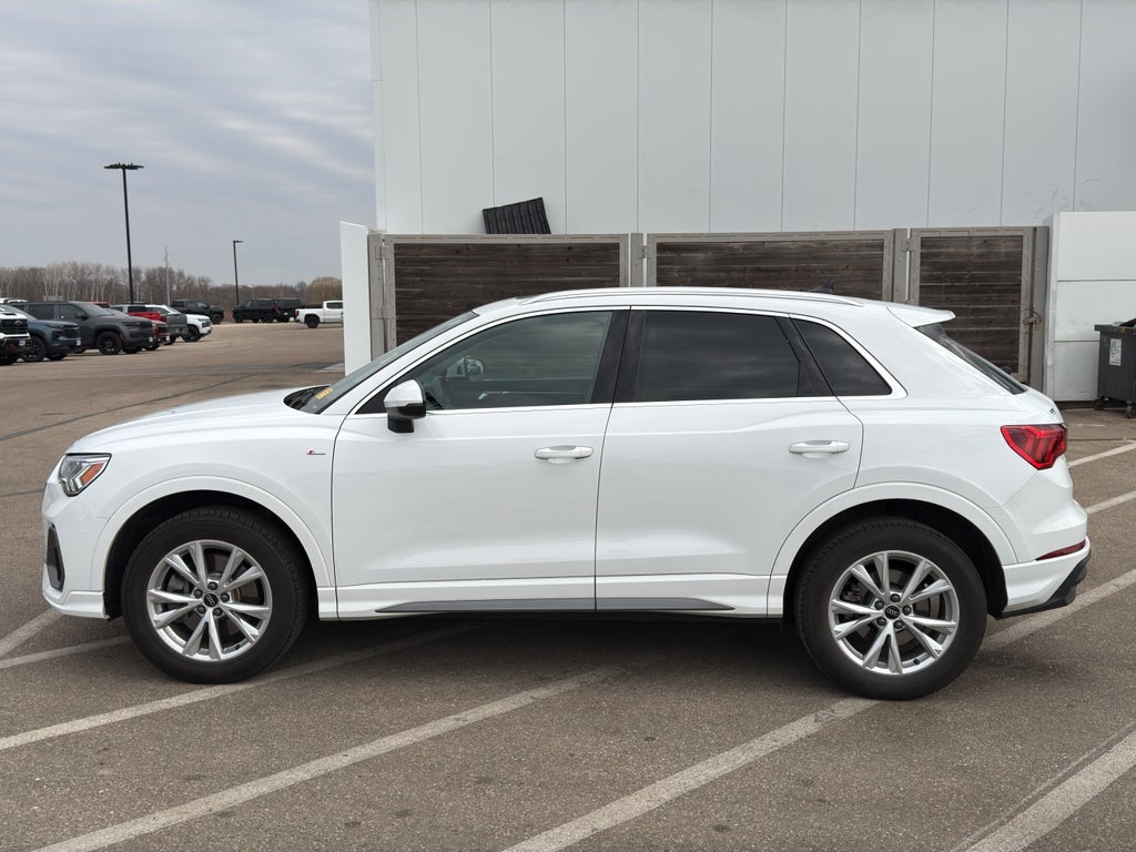 2024 Audi Q3 S line Premium