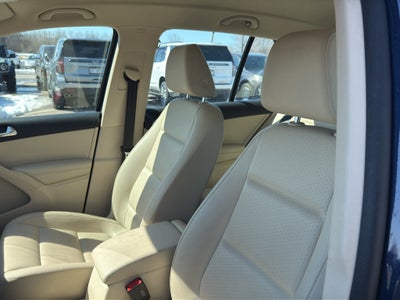 2016 Volkswagen Tiguan S