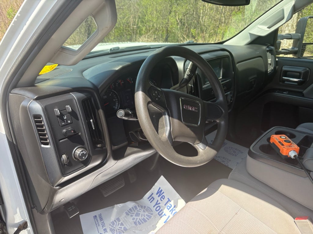 2017 GMC Sierra 3500 9' Dump Body