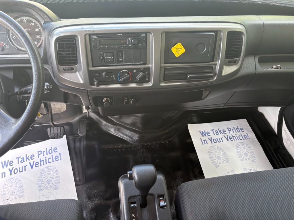 2018 Hino 268A 24' US Truck Van Body