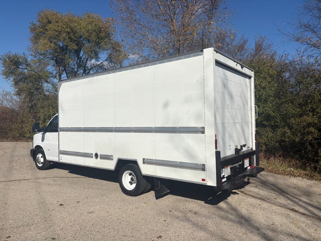 2020 GMC Savana 3500 16' Van Body