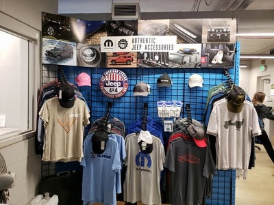 2023 Jeep Grand Cherokee L Summit Reserve w/Entertainment