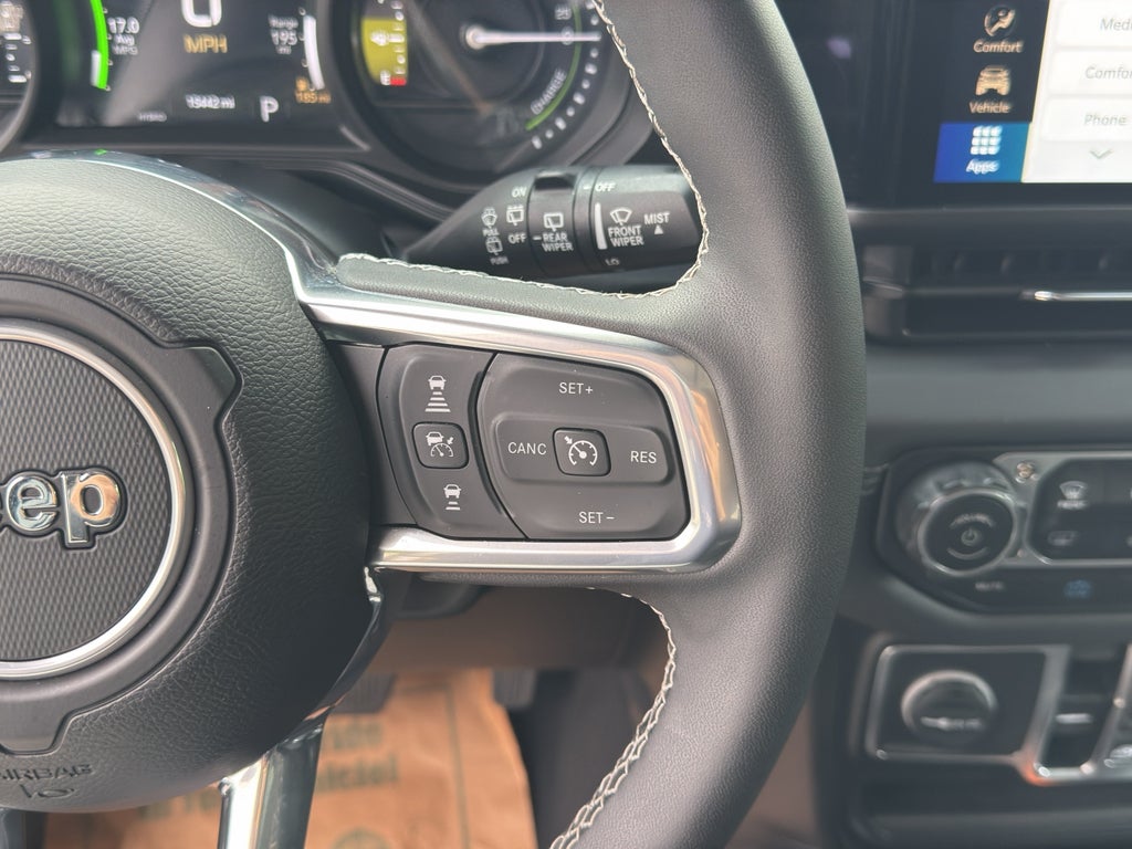 2025 Jeep Wrangler 4xe Sahara