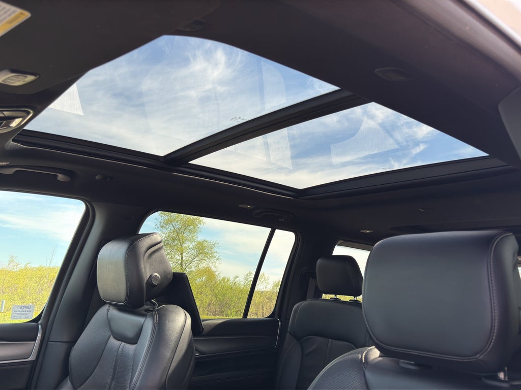 2024 Jeep Wagoneer Series II Carbide