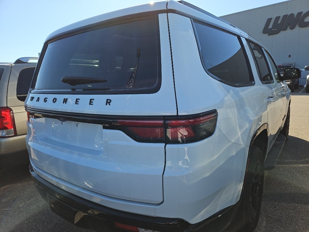 2024 Jeep Wagoneer Series II Carbide