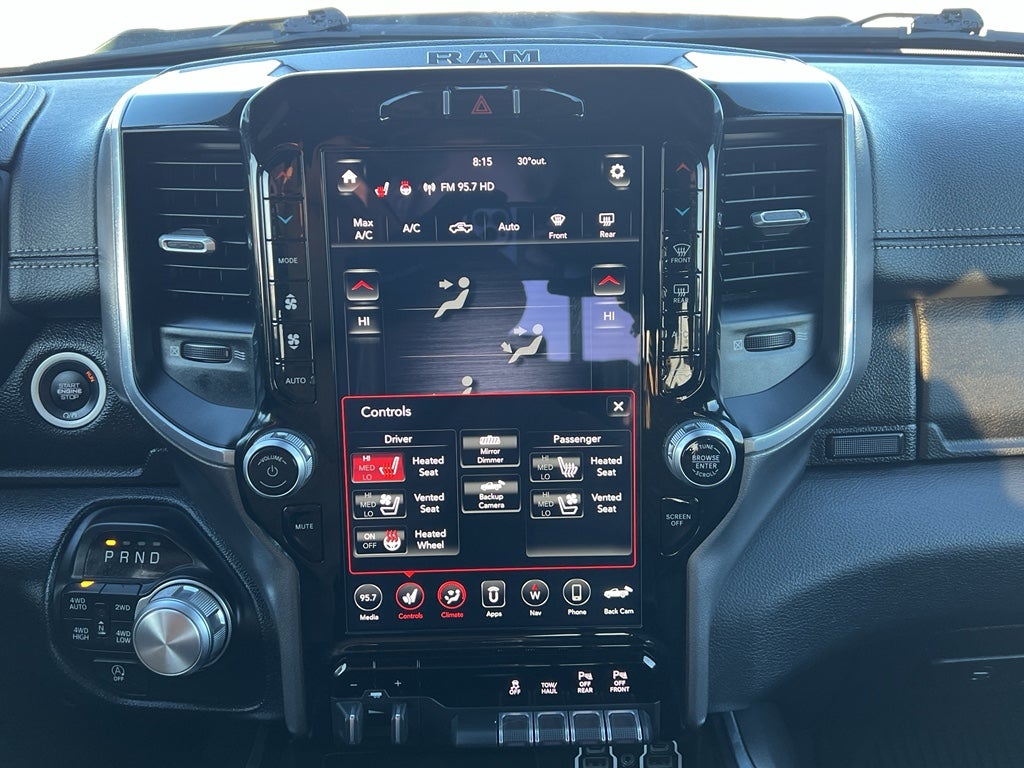 2021 RAM 1500 Laramie Night Edition w/Moonroof