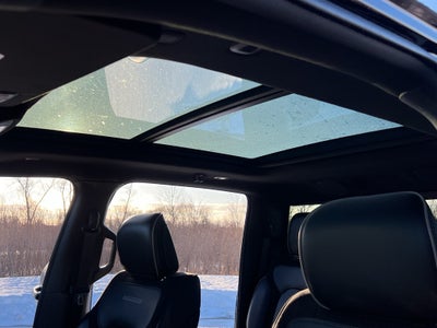 2023 RAM 1500 Laramie Night Edition w/Moonroof