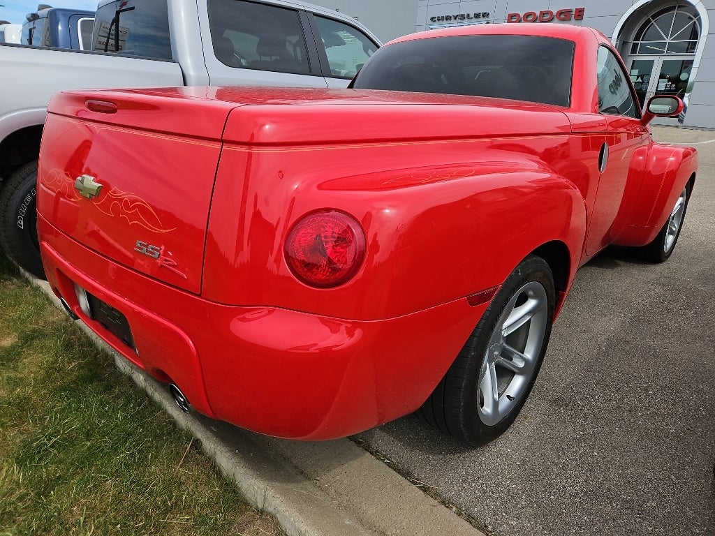 2004 Chevrolet SSR LS