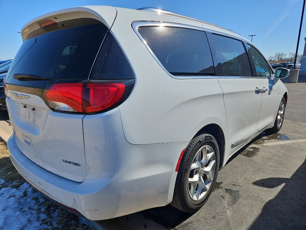 2020 Chrysler Pacifica Limited