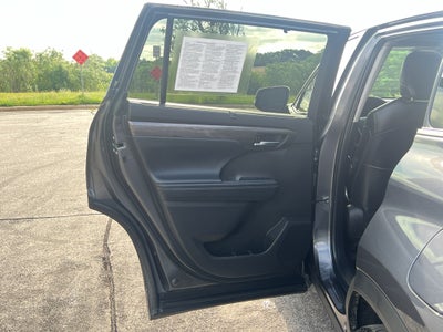 2024 Toyota Highlander Platinum