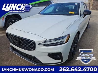 2024 Volvo S60 Plus Black Edition