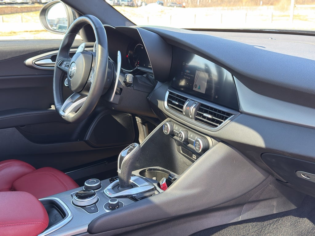 2024 Alfa Romeo Giulia Veloce