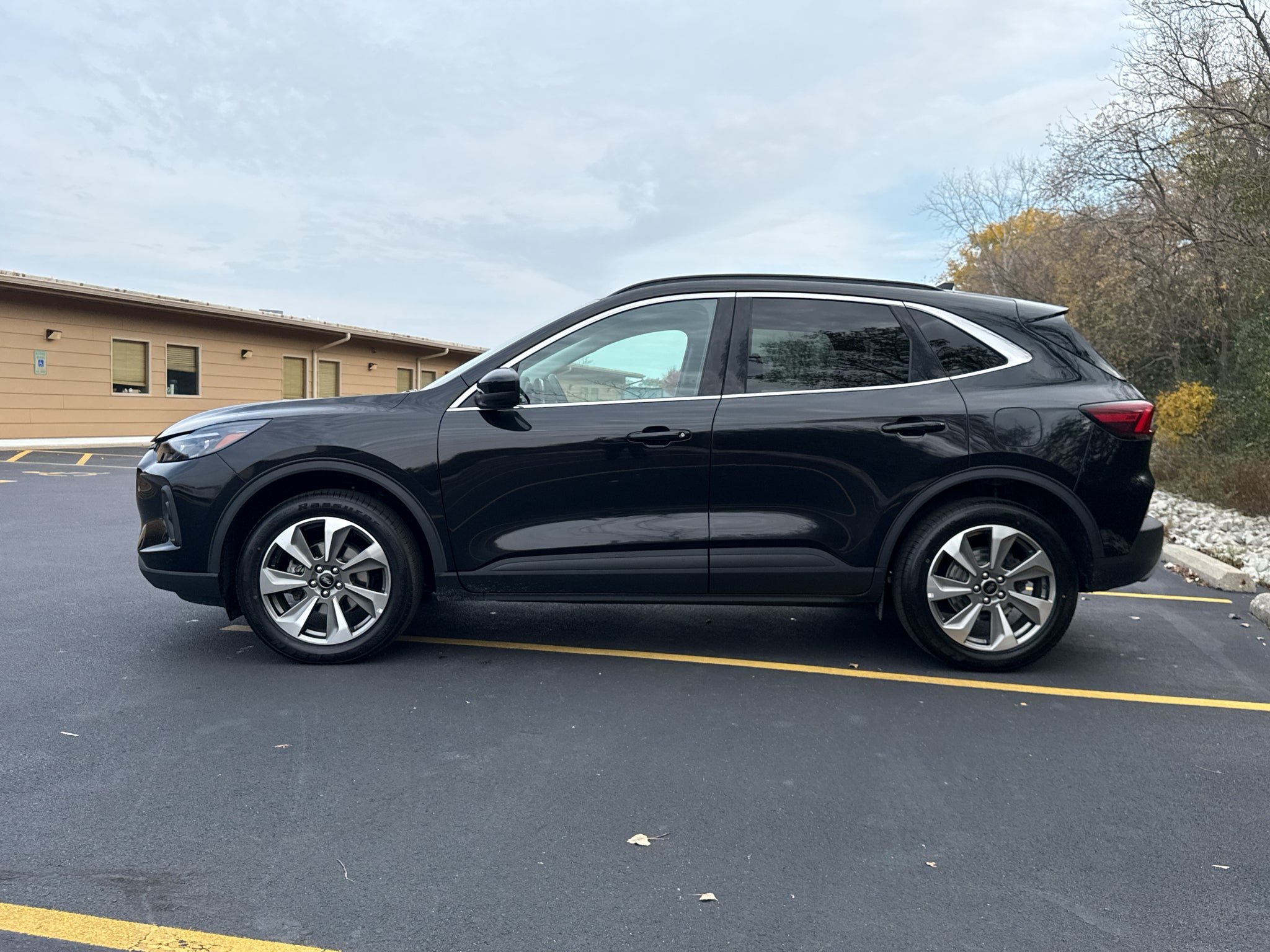 2025 Ford Escape Platinum
