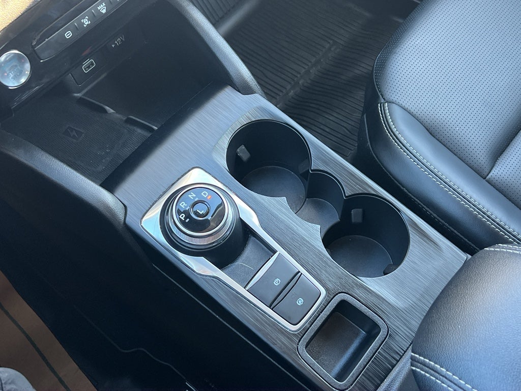 2025 Ford Escape Platinum