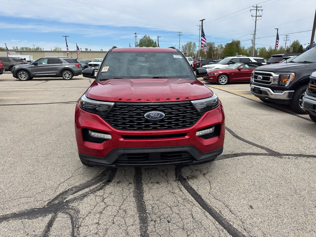 2023 Ford Explorer ST-Line