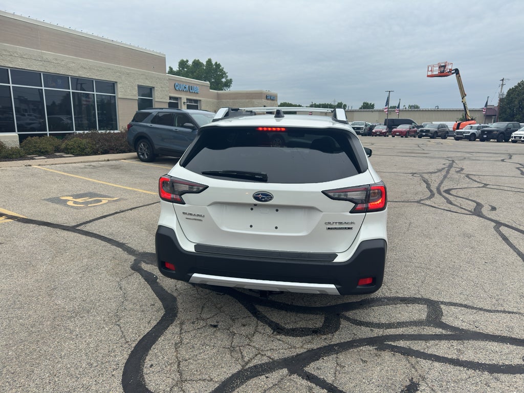 2023 Subaru Outback Touring XT
