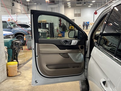2023 Lincoln Navigator L Reserve