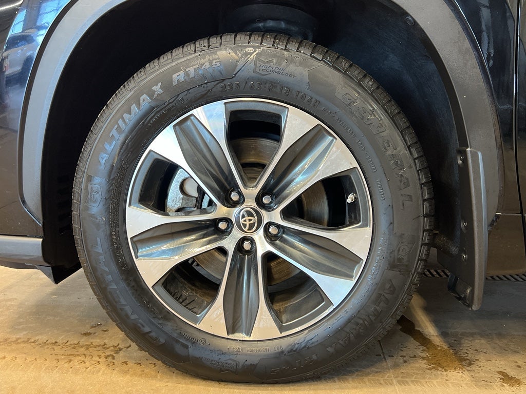 2020 Toyota Highlander XLE