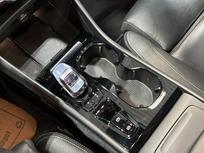 2025 Volvo XC40 Plus Dark Theme