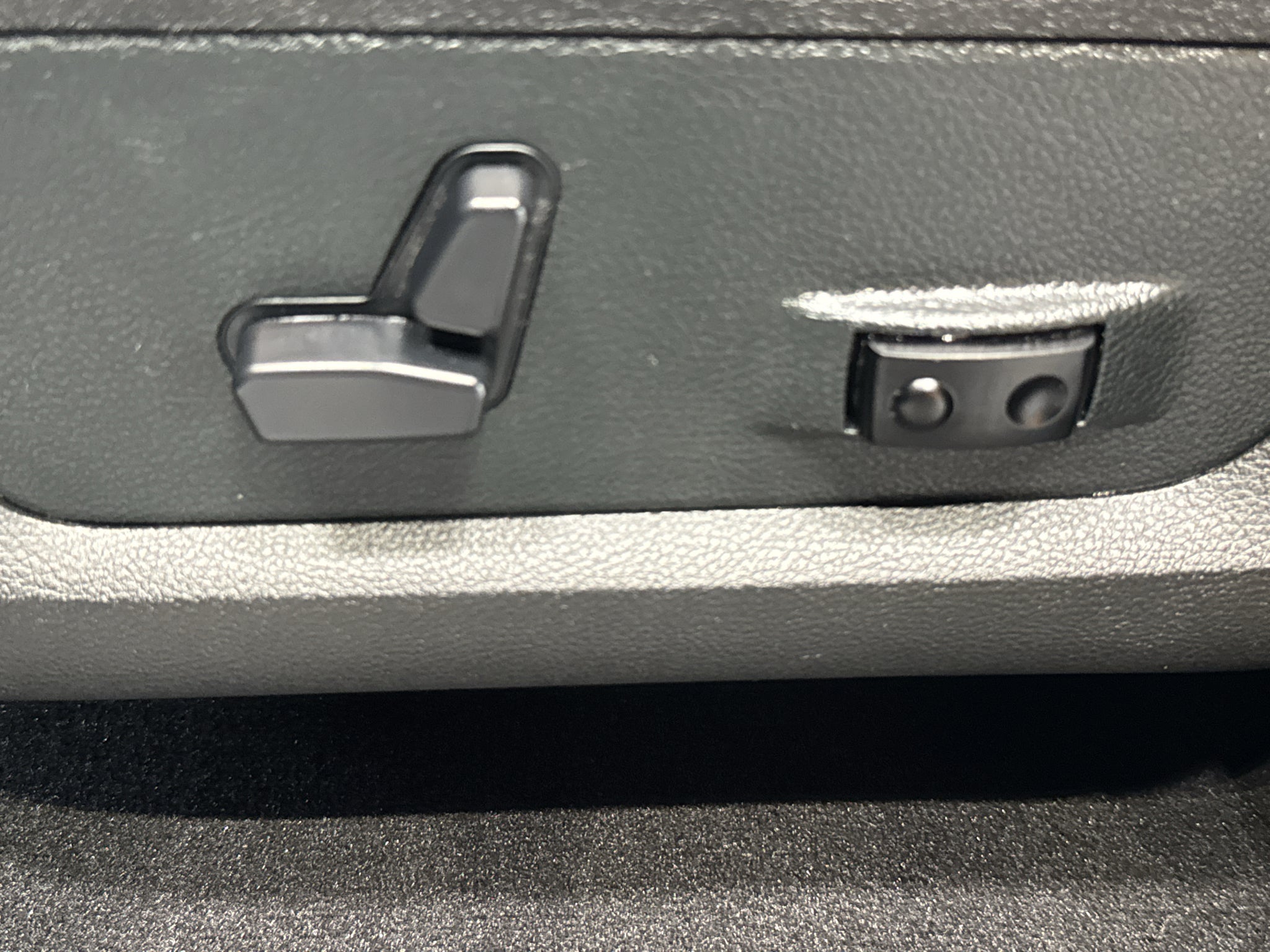 2018 RAM 1500 Sport