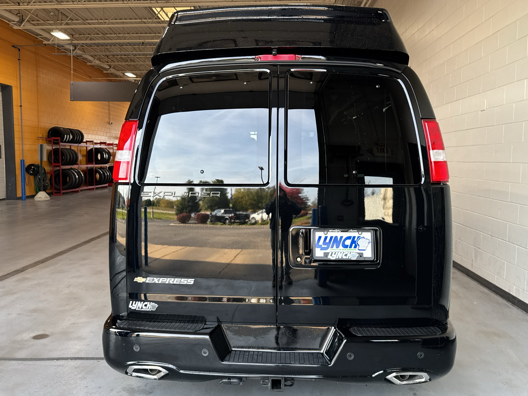 2026 Chevrolet Express Cargo WT
