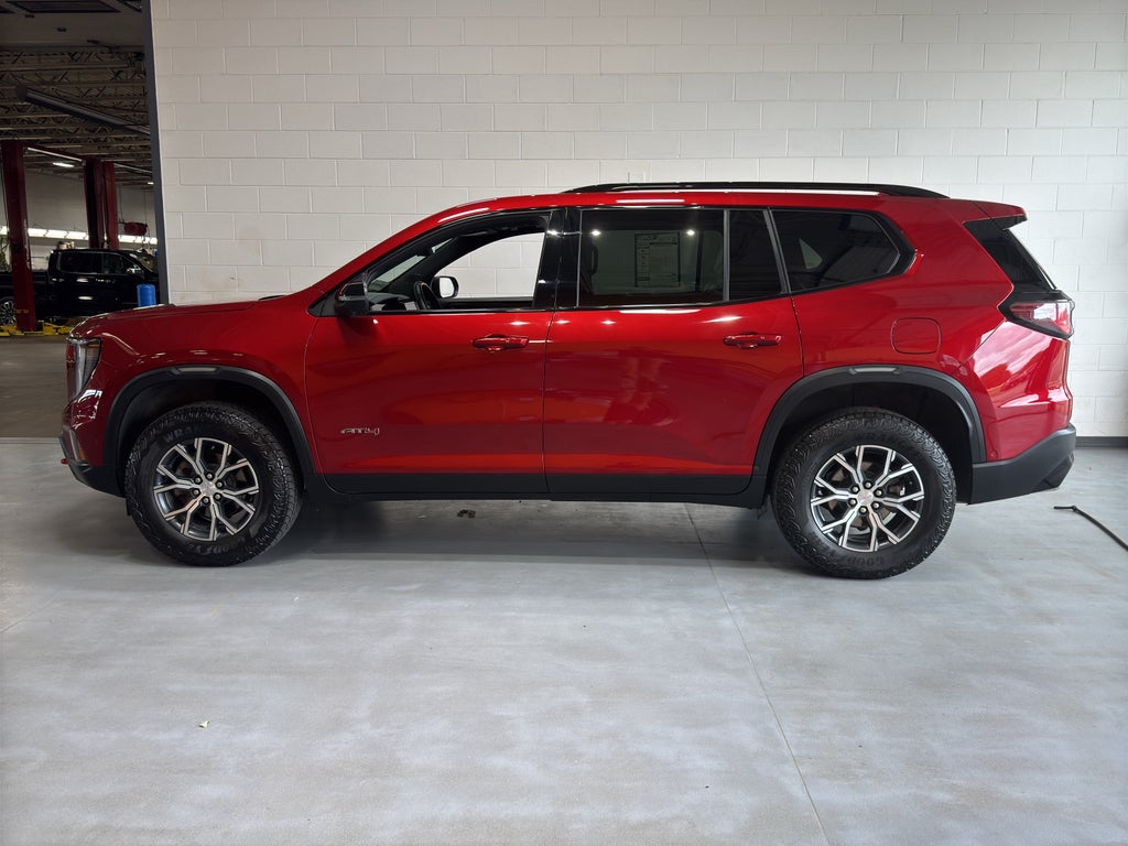 2024 GMC Acadia AT4