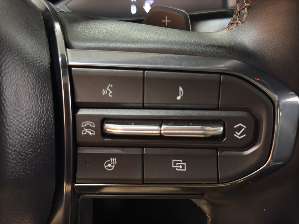 2024 GMC Acadia AT4