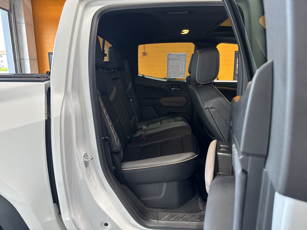 2025 GMC Canyon Denali