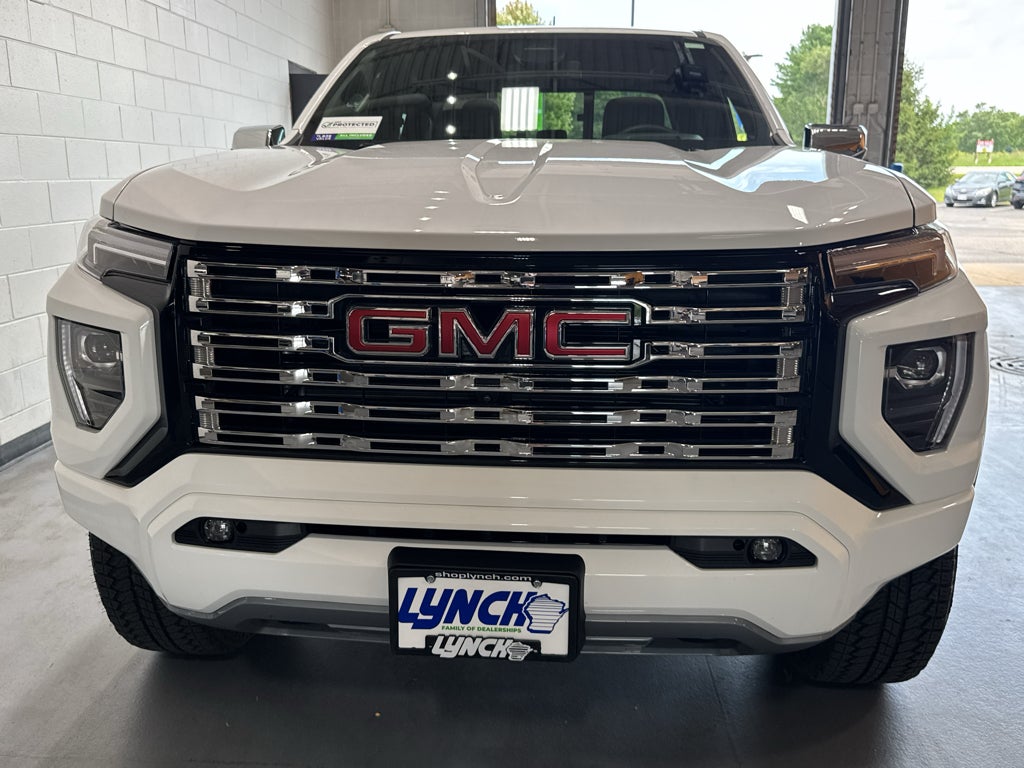 2025 GMC Canyon Denali
