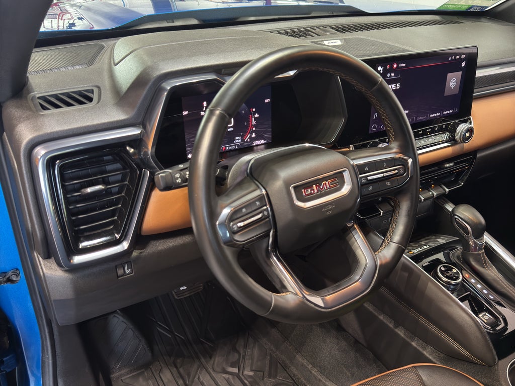 2023 GMC Canyon AT4