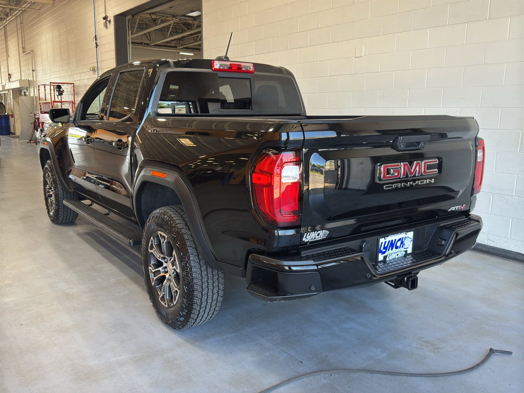 2024 GMC Canyon AT4