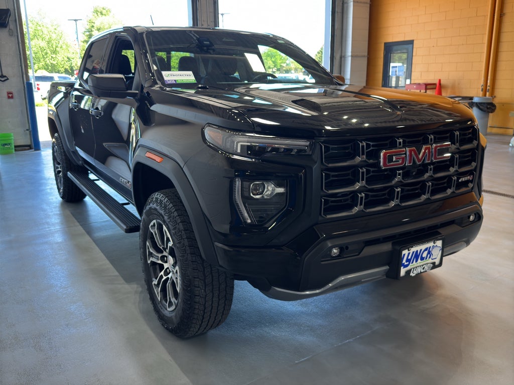 2024 GMC Canyon AT4