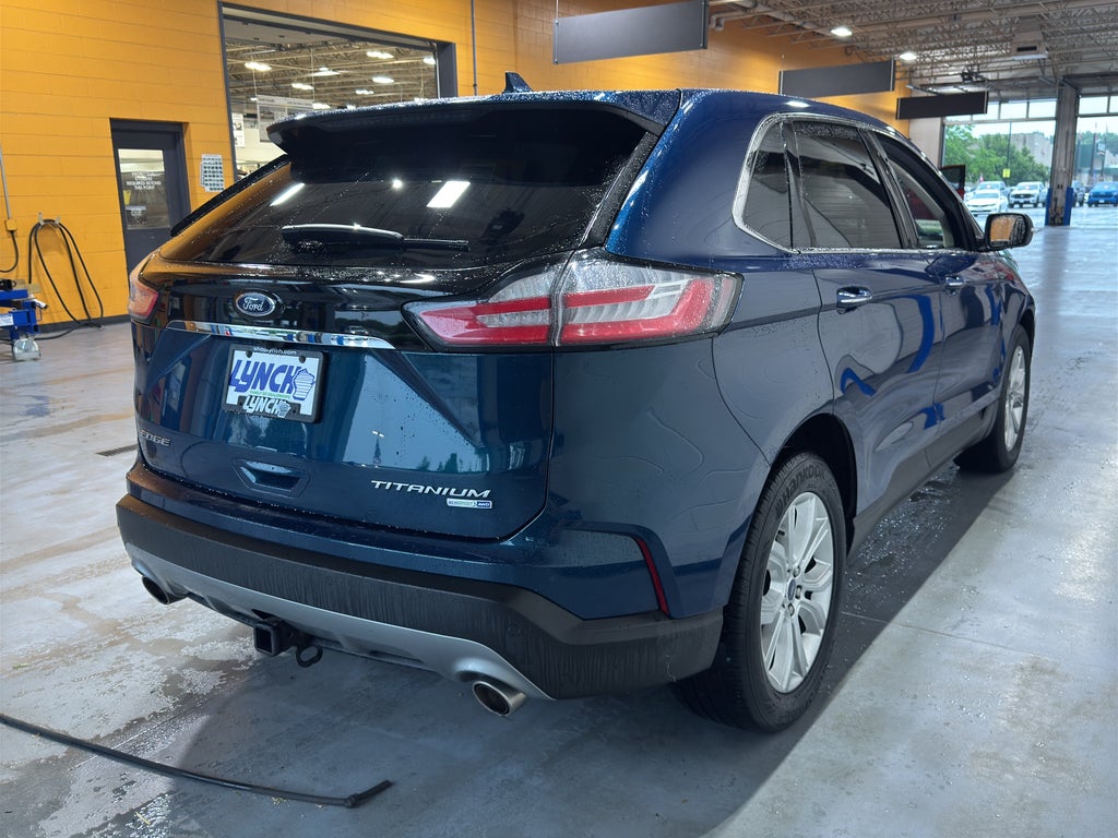 2020 Ford Edge Titanium
