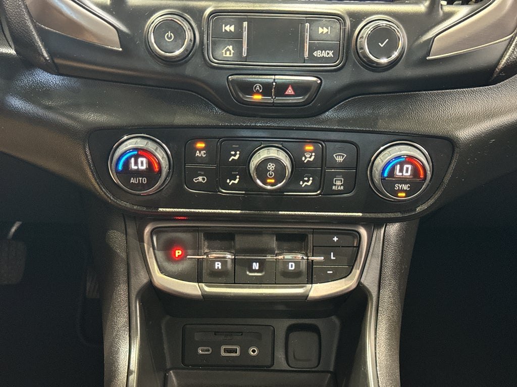 2022 GMC Terrain AT4