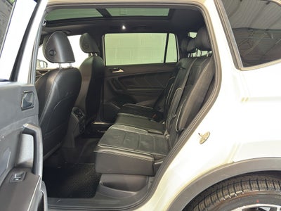 2022 Volkswagen Tiguan SEL R-Line