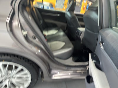 2020 Toyota Camry XLE V6