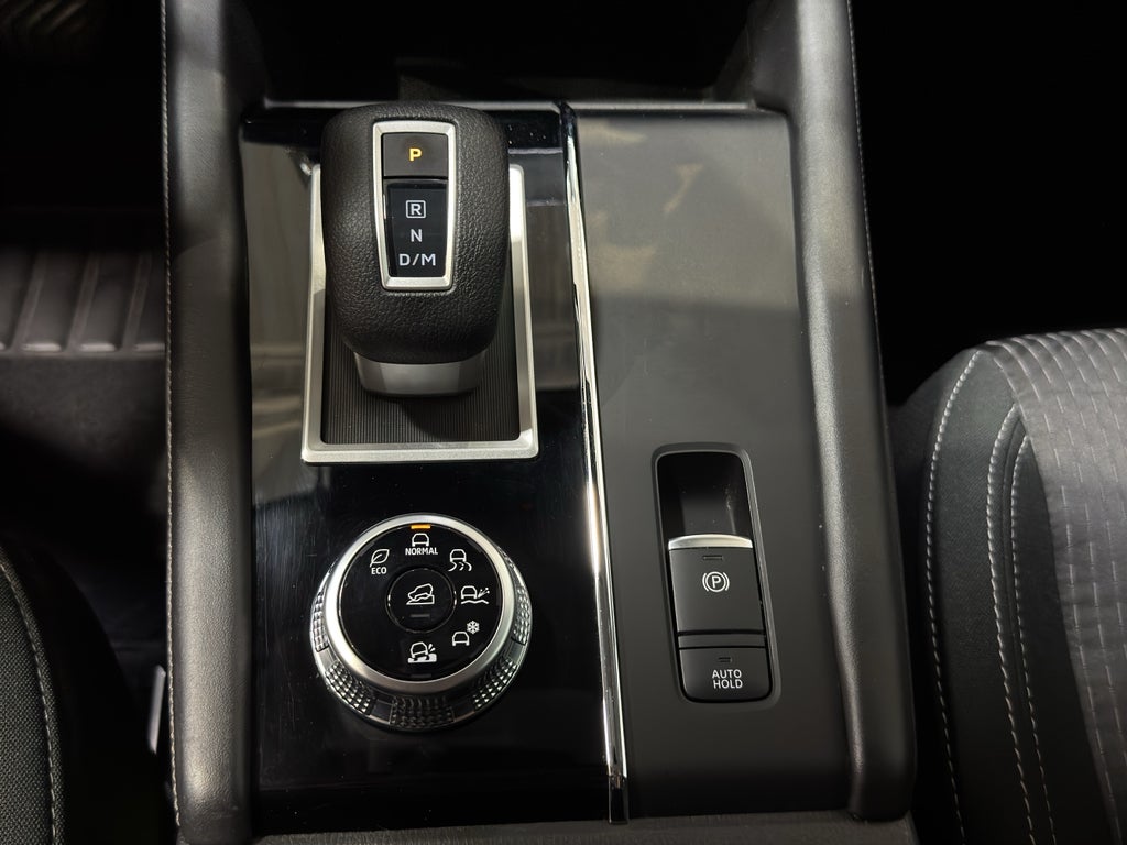 2022 Mitsubishi Outlander ES